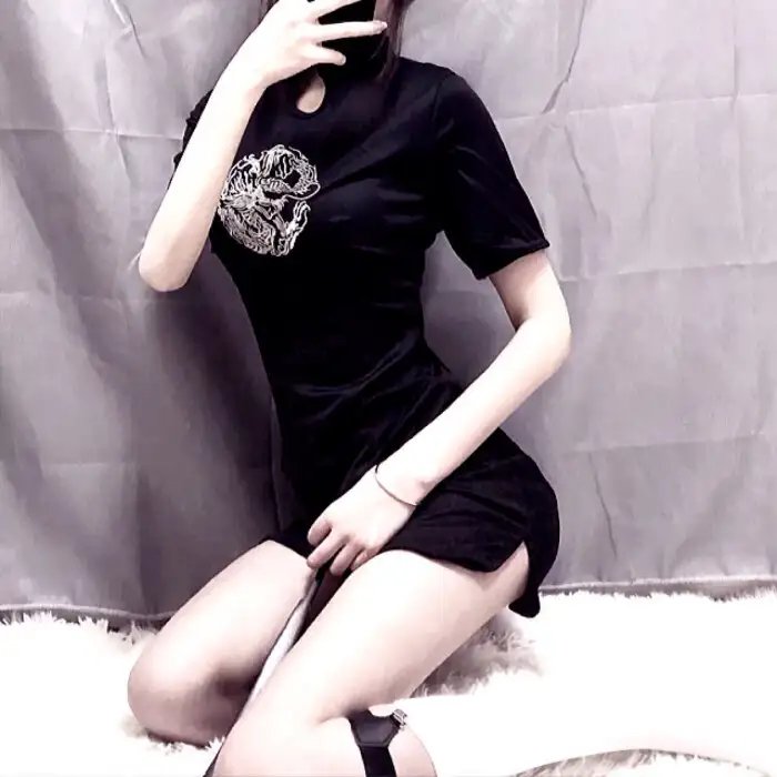 骇故事之恐怖殡仪馆